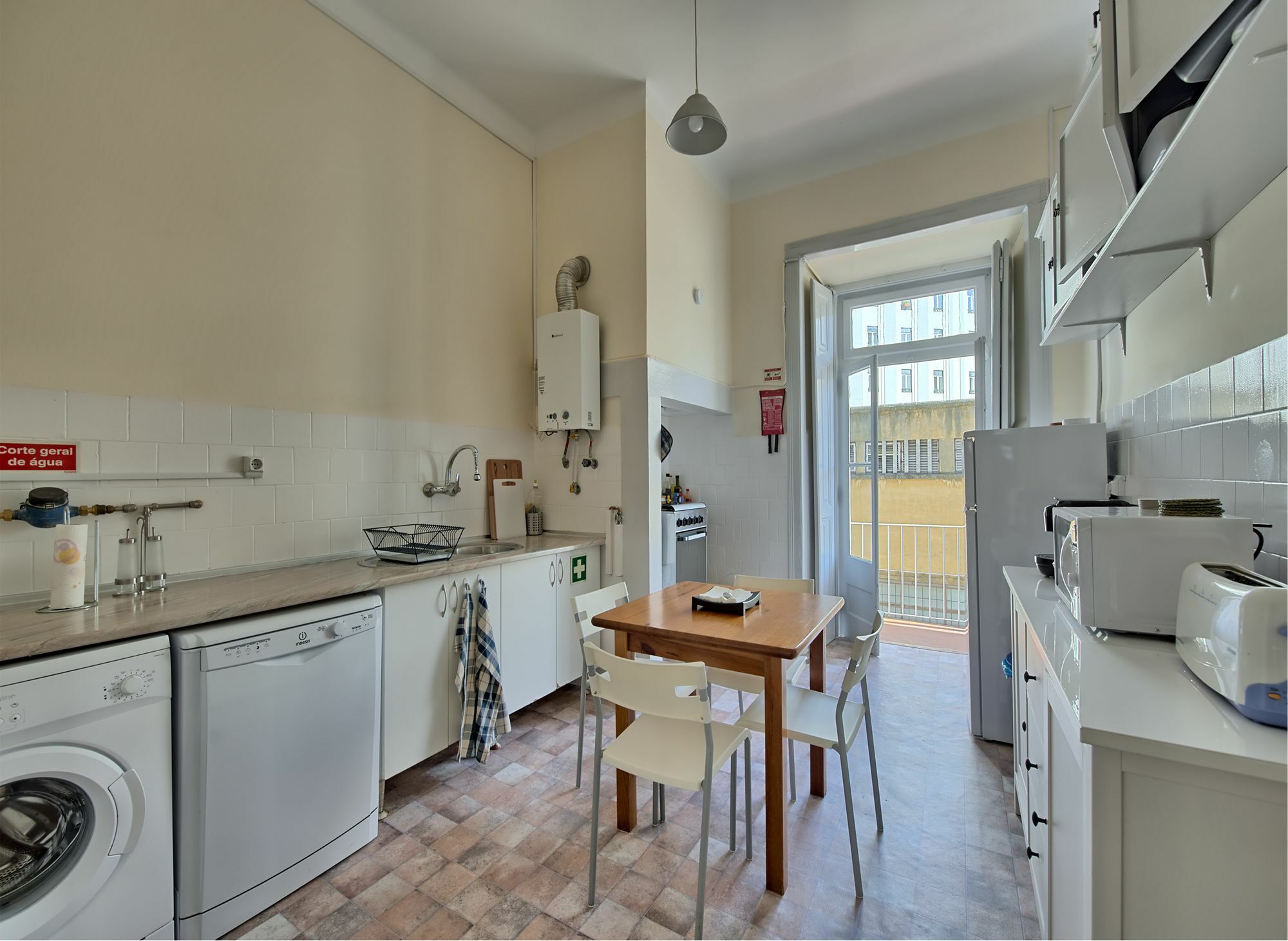 Almirante Reis Apartment ลิสบอน ภายนอก รูปภาพ